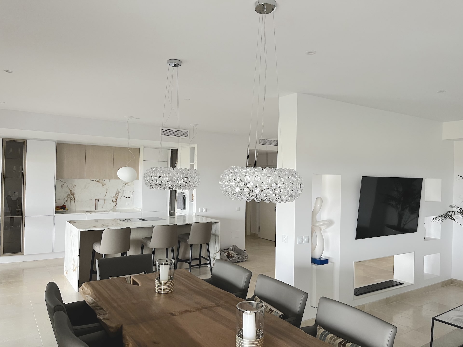 Aus zwei mach eins - Blick vom Wohnzimmer in die Küche