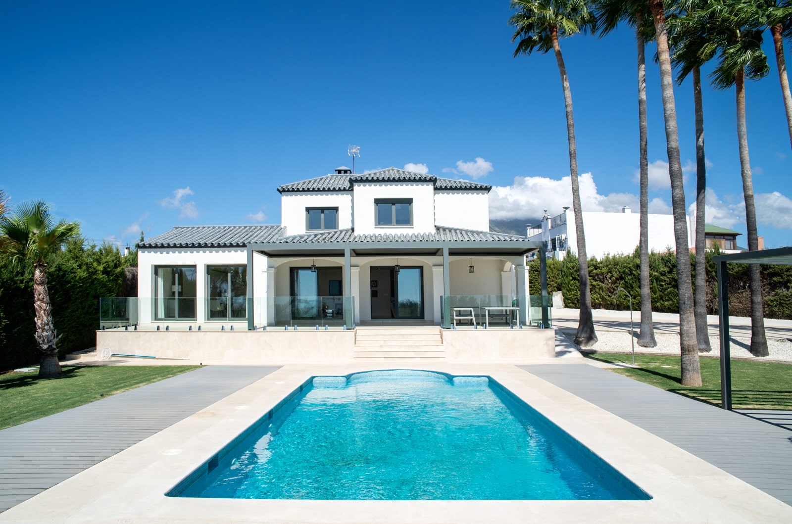 Villa 10 Palms in Estepona - Aussenansicht