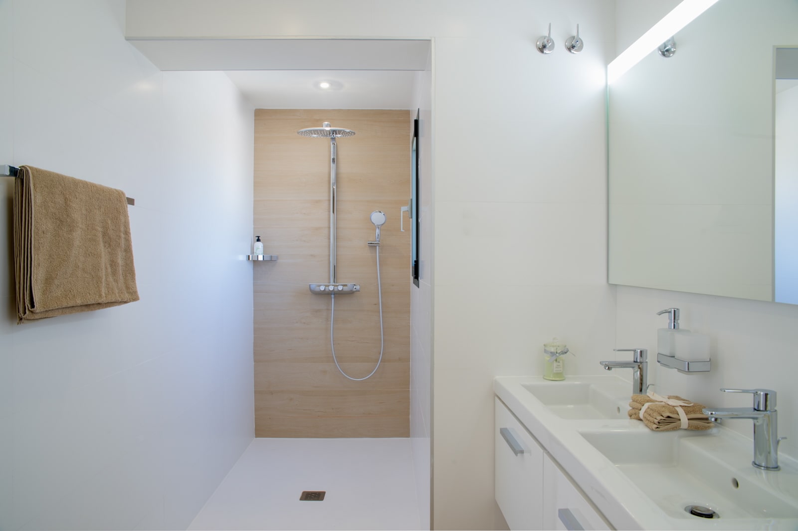 Villa 10 Palms in Estepona - Badezimmer 2